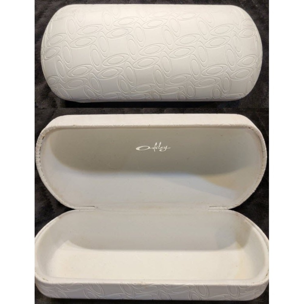 Oakley Sunglasses Protective Shell Hard Case White Debossed Logo Pill Shape Nice